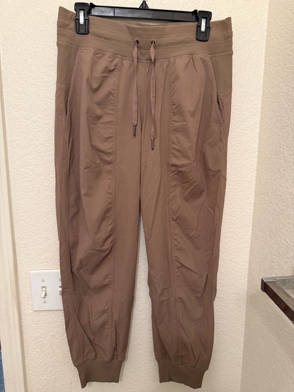 lululemon athletica Dance studio mid- rise jogger 7/8 length SOLD OUT TAN COLOR
